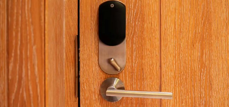 Automatic Locking Door Knob Long Beach