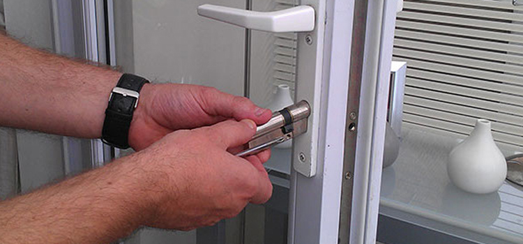 Commercial Door Lock Repair in Long Beach