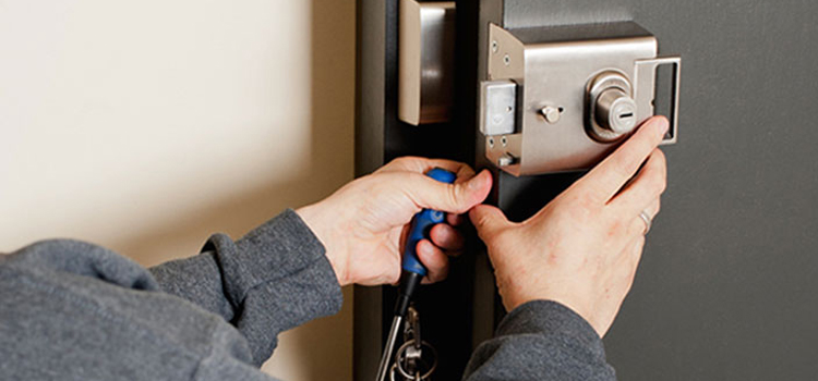 Deadbolt Lock Installation Long Beach